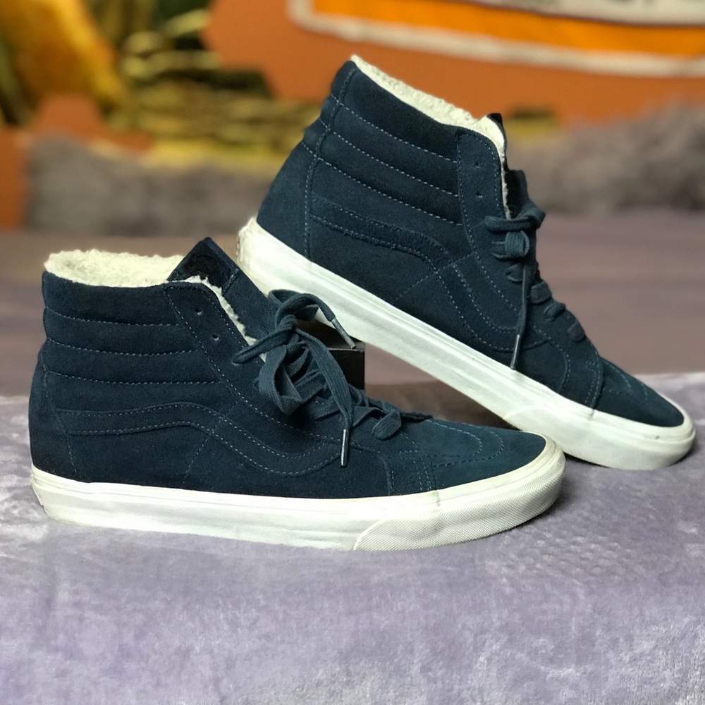 {10 M} Vans Navy Blue Wool-Lined High-Tops